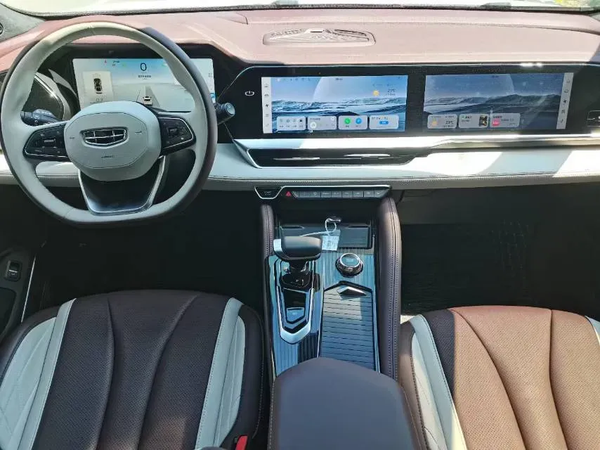 2021 Geely Monjaro 2.0T 218HP L4 7DCT,autocango,china used car exporter,china ev exporter,chinese used car exporter,chinese used ev exporter