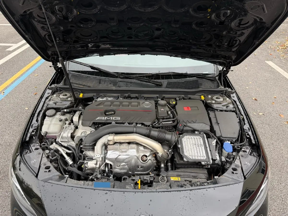 2025 Mercedes-Benz A AMG 2.0T 306HP L4 8DCT,autocango,china used car exporter,china ev exporter,chinese used car exporter,chinese used ev exporter
