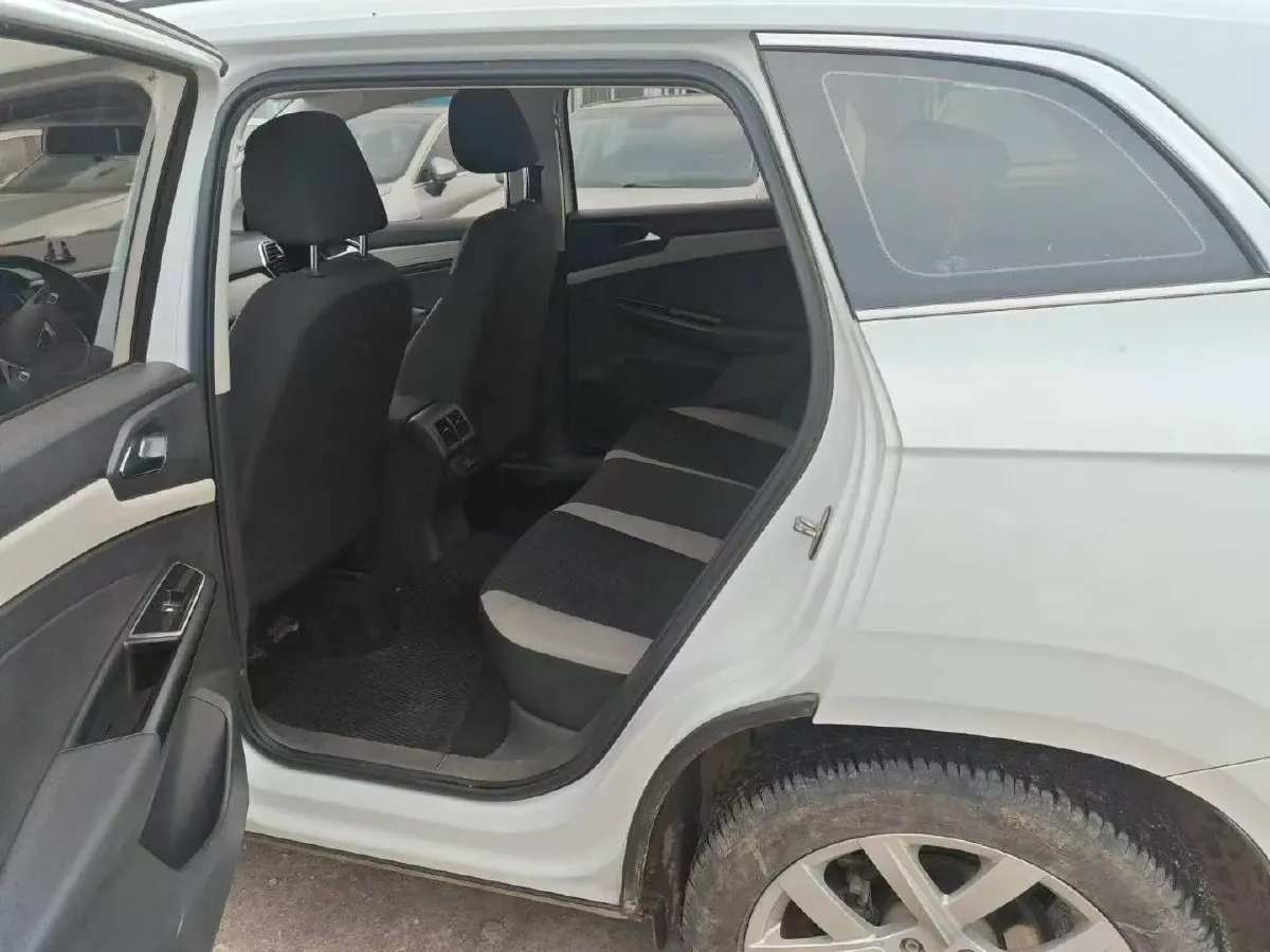 2023 Jetta VS7 1.4T 150HP L4 6AT,autocango,china used car exporter,china ev exporter,chinese used car exporter,chinese used ev exporter