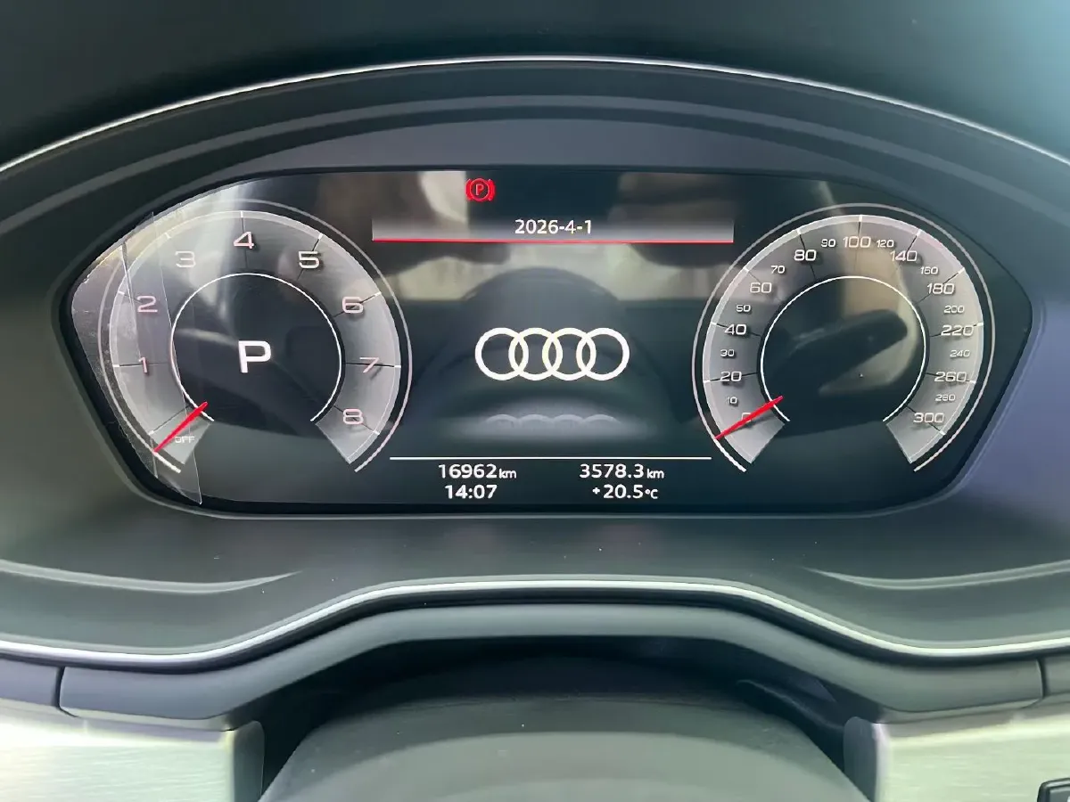 2023 Audi A4L 2.0T 190HP L4 7DCT,autocango,china used car exporter,china ev exporter,chinese used car exporter,chinese used ev exporter