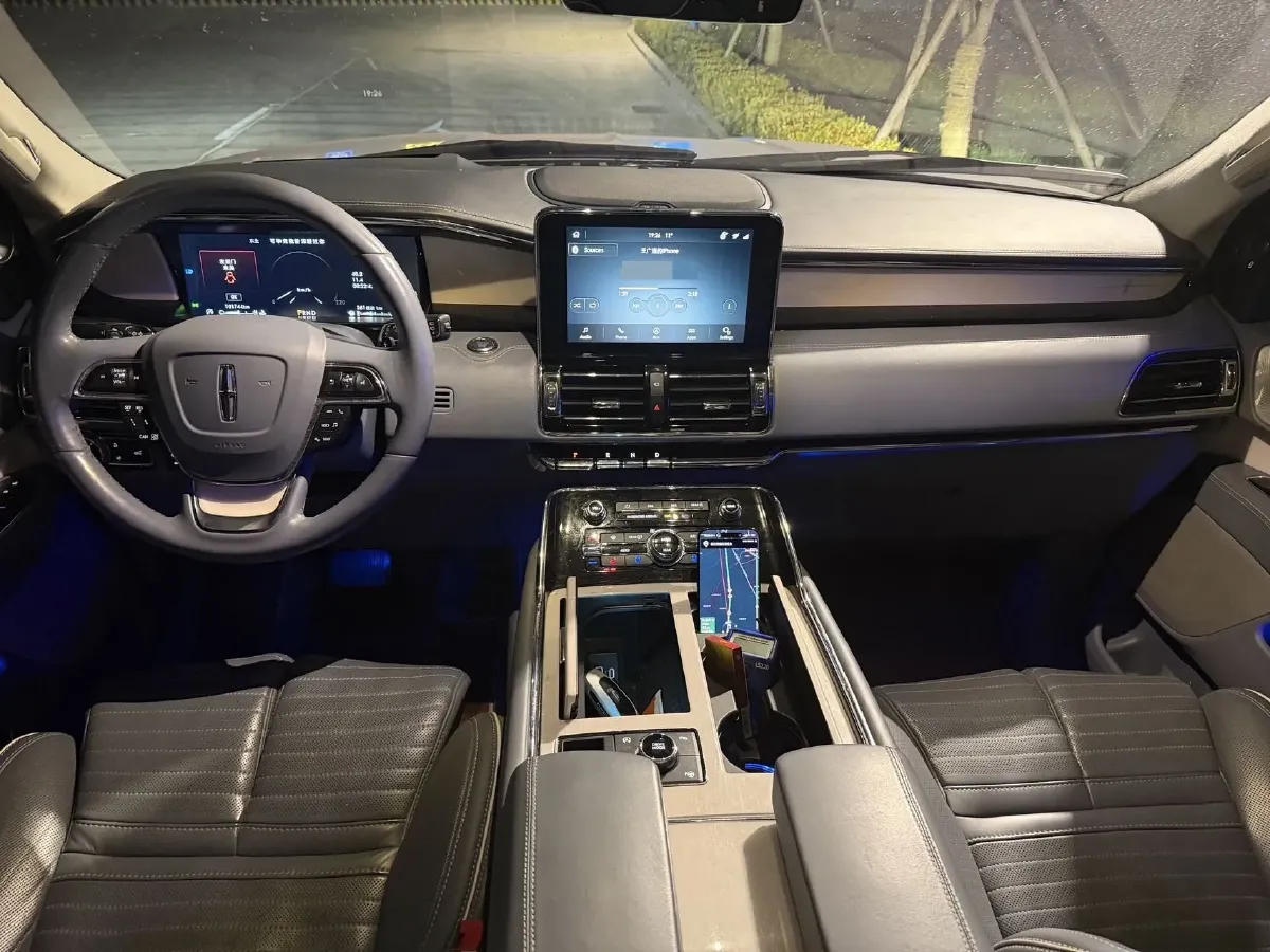 2020 Lincoln Navigator 3.5T 388HP V6 10AT,autocango,china used car exporter,china ev exporter,chinese used car exporter,chinese used ev exporter