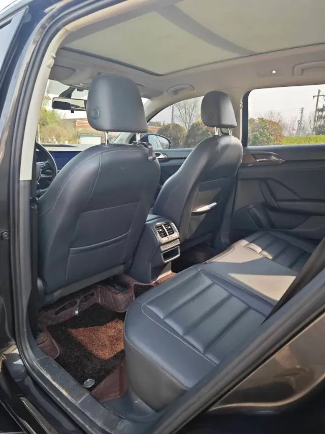 2021 Volkswagen Tharu 1.4T 150HP L4 7DCT,autocango,china used car exporter,china ev exporter,chinese used car exporter,chinese used ev exporter