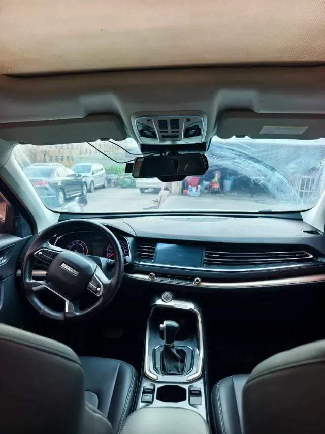 2018 Haval H6 2.0T 197HP L4 7DCT,autocango,china used car exporter,china ev exporter,chinese used car exporter,chinese used ev exporter