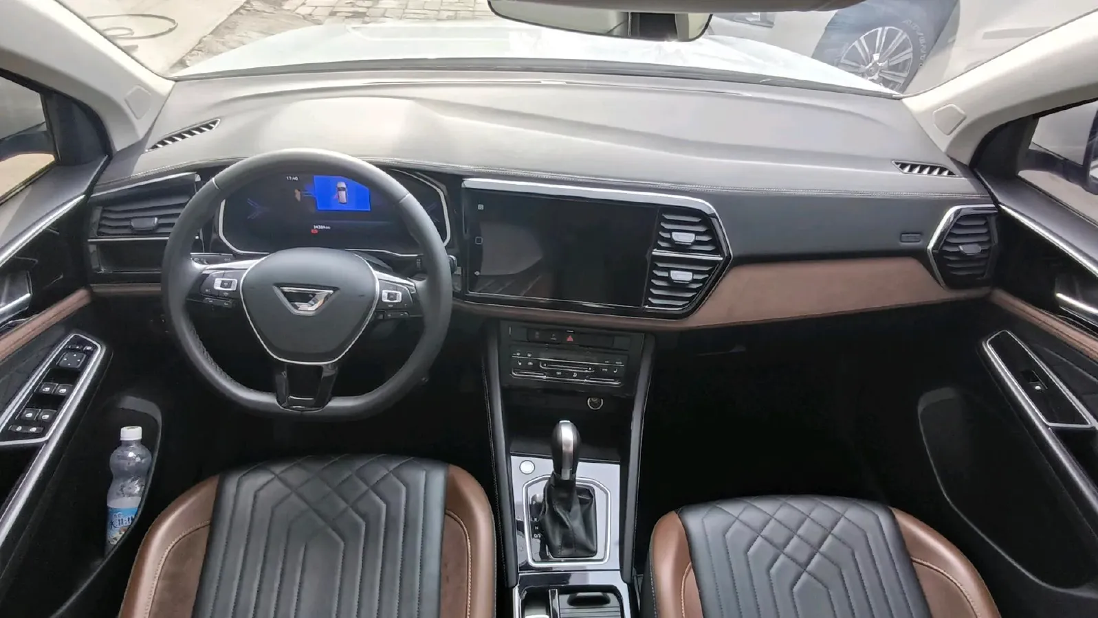 2024 Jetta VS7 1.4T 150HP L4 6AT,autocango,china used car exporter,china ev exporter,chinese used car exporter,chinese used ev exporter