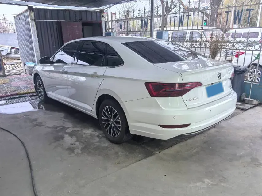 2019 Jeep Renegade 1.3T 173HP L4 7DCT,autocango,china used car exporter,china ev exporter,chinese used car exporter,chinese used ev exporter