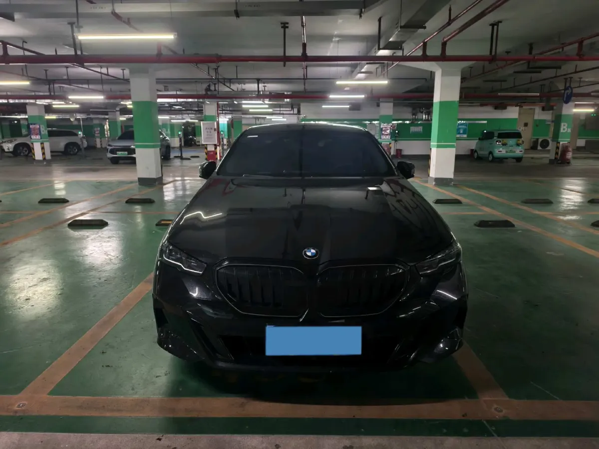2025 BMW 5 Series 2.0T 258HP L4 8AT,autocango,china used car exporter,china ev exporter,chinese used car exporter,chinese used ev exporter