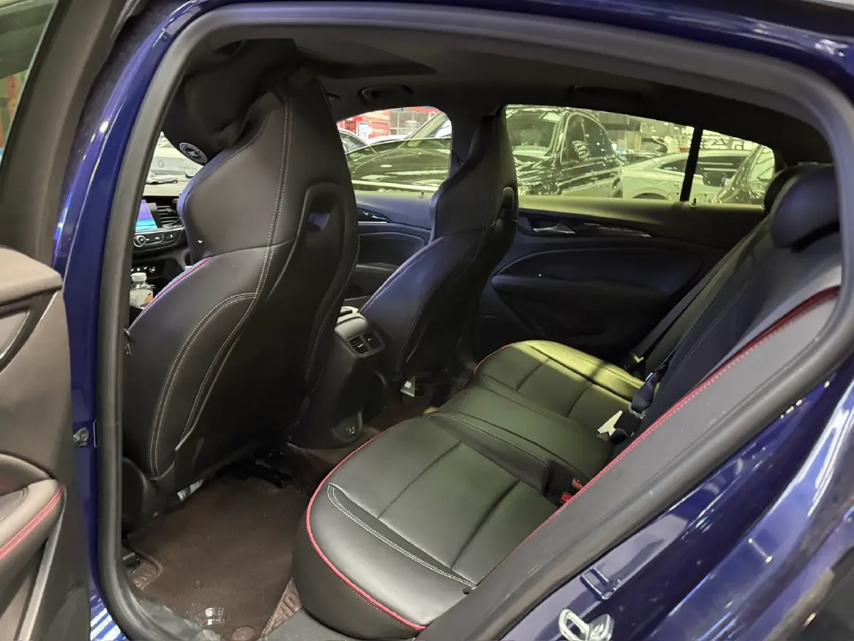 2021 Buick Regal 2.0T 237HP L4 9AT,autocango,china used car exporter,china ev exporter,chinese used car exporter,chinese used ev exporter