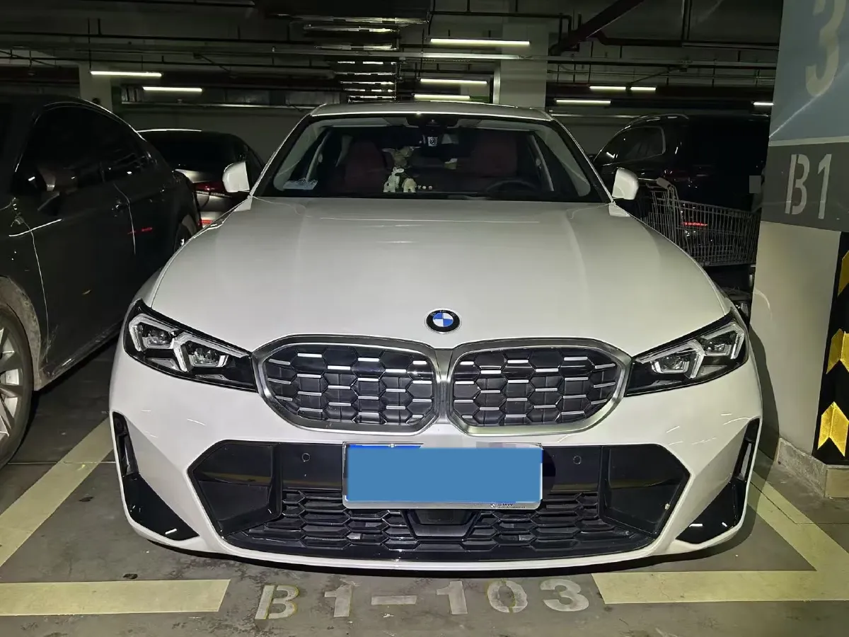 2025 BMW 3 Series 2.0T 184HP L4 8AT,autocango,china used car exporter,china ev exporter,chinese used car exporter,chinese used ev exporter