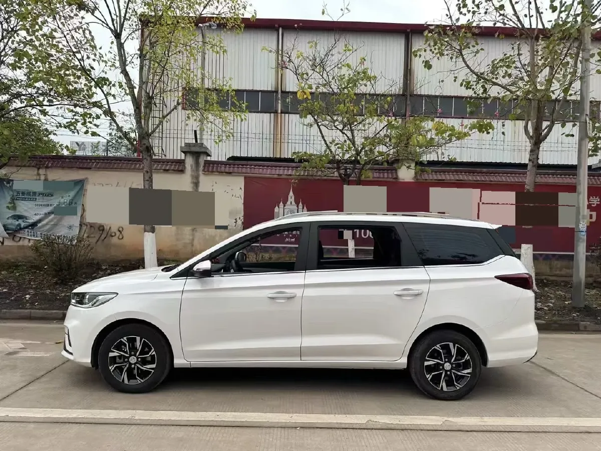 2016 WuLing HongGuang 1.5L 112HP L4 5MT,autocango,china used car exporter,china ev exporter,chinese used car exporter,chinese used ev exporter