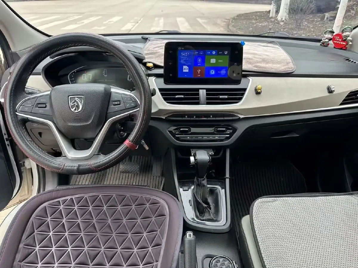 2016 WuLing HongGuang 1.5L 112HP L4 5MT,autocango,china used car exporter,china ev exporter,chinese used car exporter,chinese used ev exporter