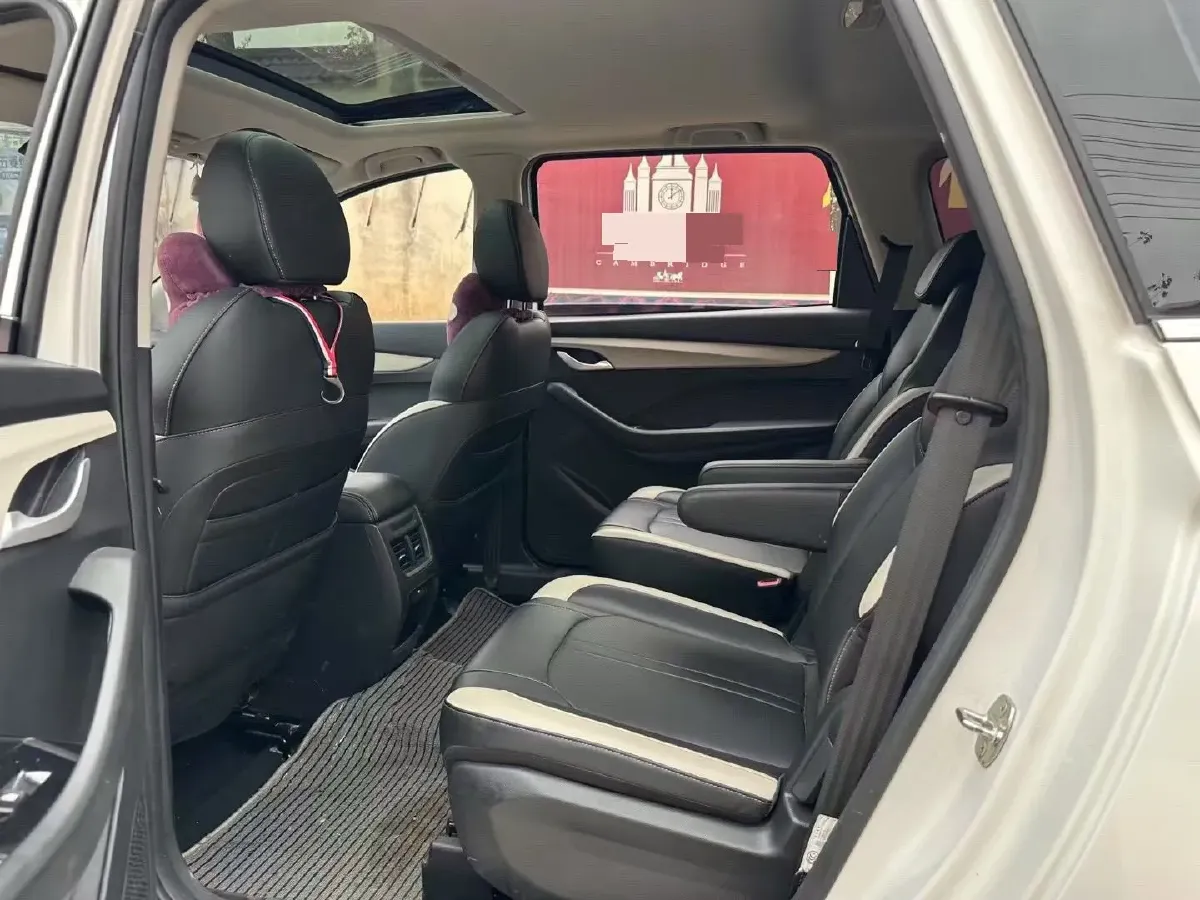 2016 WuLing HongGuang 1.5L 112HP L4 5MT,autocango,china used car exporter,china ev exporter,chinese used car exporter,chinese used ev exporter