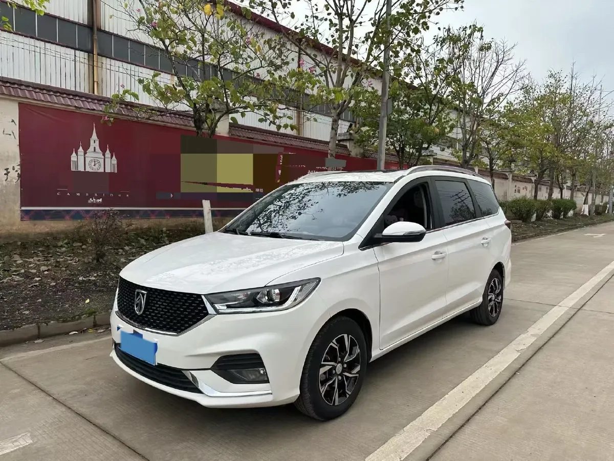 2016 WuLing HongGuang 1.5L 112HP L4 5MT,autocango,china used car exporter,china ev exporter,chinese used car exporter,chinese used ev exporter