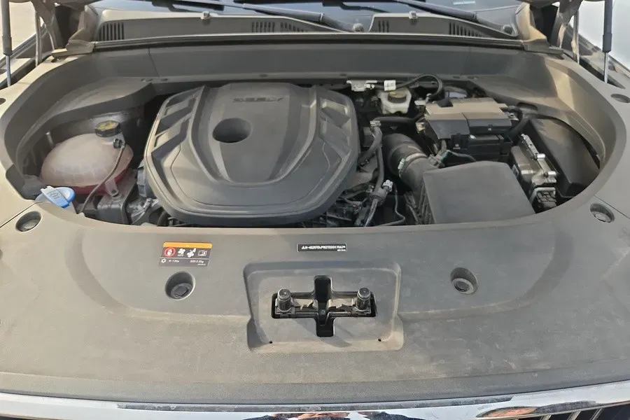 2021 Geely Monjaro 2.0T 218HP L4 7DCT,autocango,china used car exporter,china ev exporter,chinese used car exporter,chinese used ev exporter