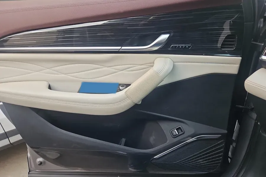 2021 Geely Monjaro 2.0T 218HP L4 7DCT,autocango,china used car exporter,china ev exporter,chinese used car exporter,chinese used ev exporter