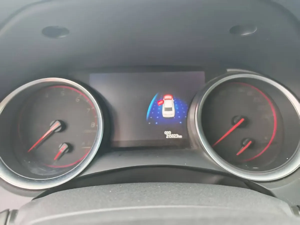 2018 Toyota Camry 2.5L 209HP L4 8AT,autocango,china used car exporter,china ev exporter,chinese used car exporter,chinese used ev exporter