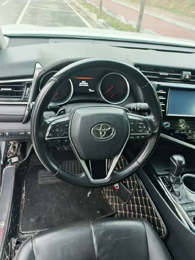 2018 Toyota Camry 2.5L 209HP L4 8AT,autocango,china used car exporter,china ev exporter,chinese used car exporter,chinese used ev exporter