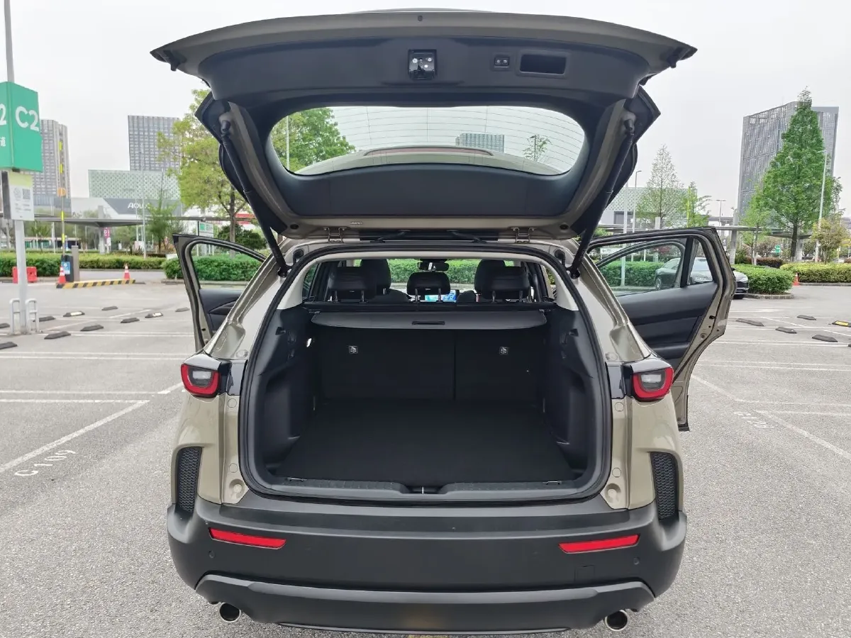 2023 Mazda CX-50 2.0L 155HP L4 6AT,autocango,china used car exporter,china ev exporter,chinese used car exporter,chinese used ev exporter