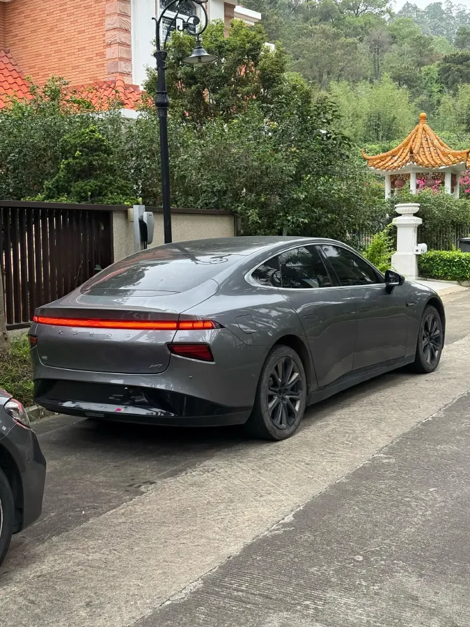 2020 Xpeng P7 BEV 70.8KWH,autocango,china used car exporter,china ev exporter,chinese used car exporter,chinese used ev exporter