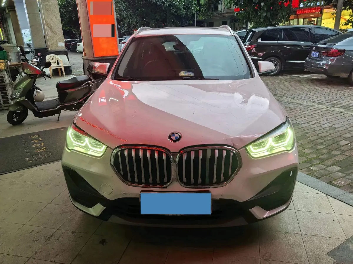 2021 BMW X1 1.5T 140HP L3 7DCT,autocango,china used car exporter,china ev exporter,chinese used car exporter,chinese used ev exporter
