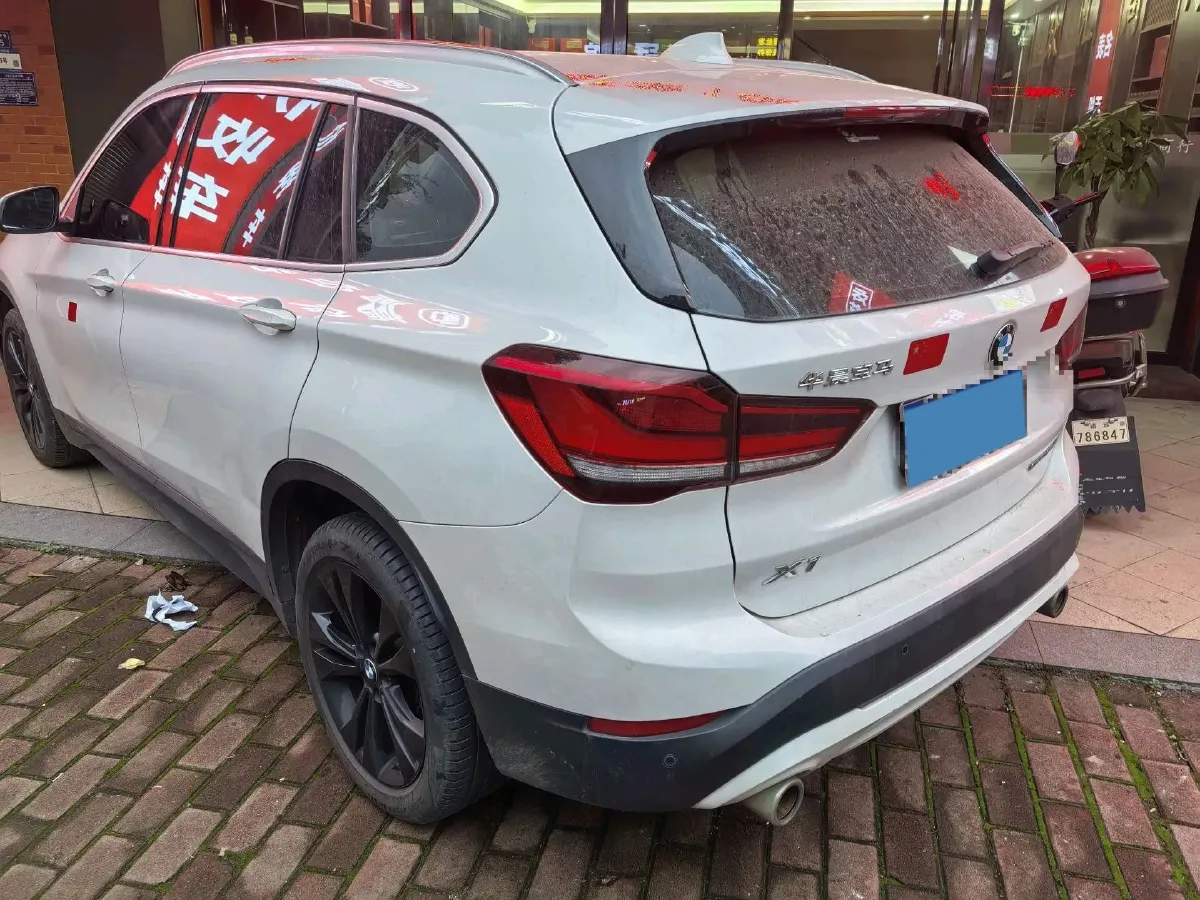 2021 BMW X1 1.5T 140HP L3 7DCT,autocango,china used car exporter,china ev exporter,chinese used car exporter,chinese used ev exporter