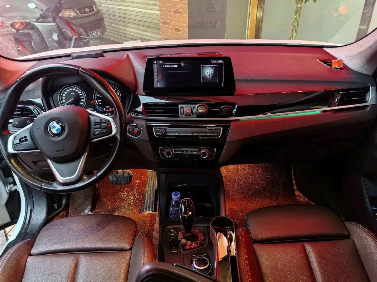 2021 BMW X1 1.5T 140HP L3 7DCT,autocango,china used car exporter,china ev exporter,chinese used car exporter,chinese used ev exporter