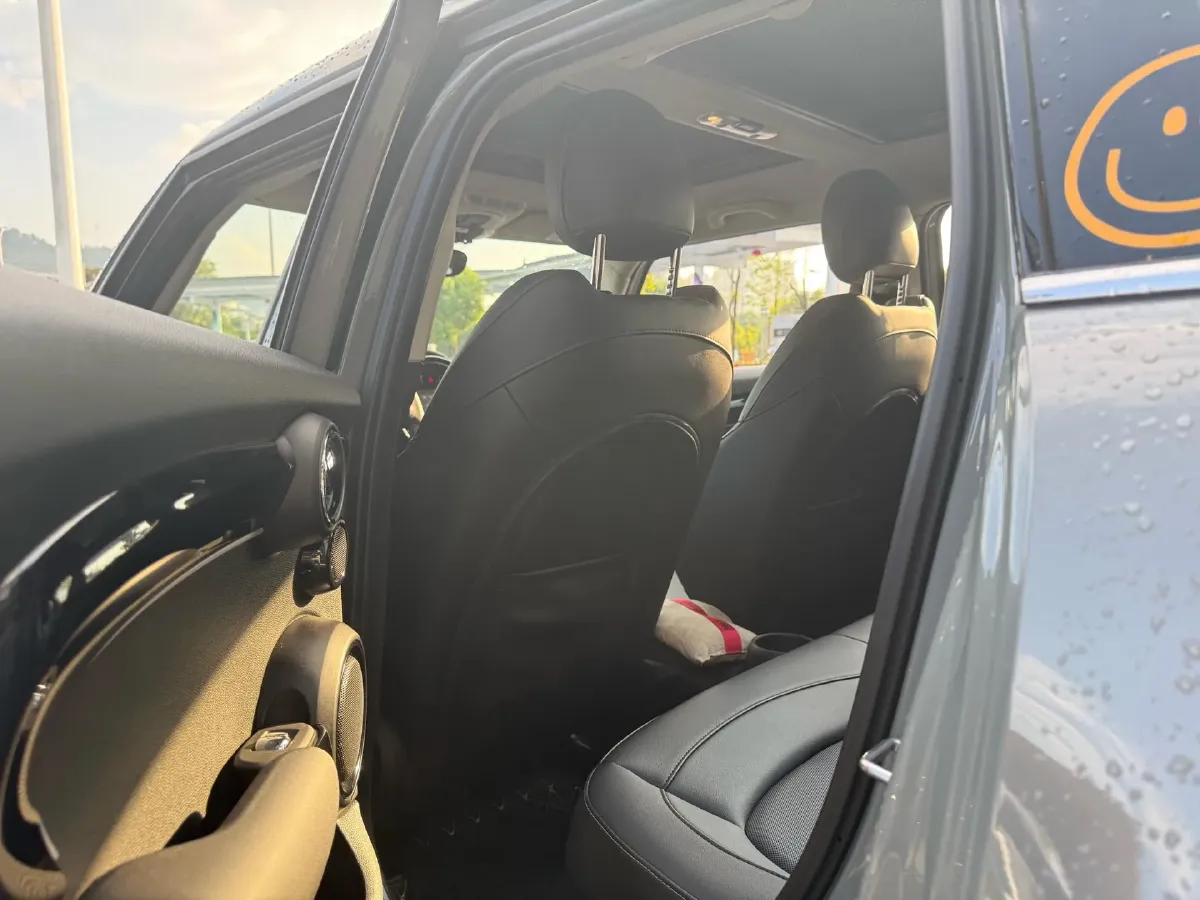 2022 MINI MINI 2.0T 192HP L4 7DCT,autocango,china used car exporter,china ev exporter,chinese used car exporter,chinese used ev exporter