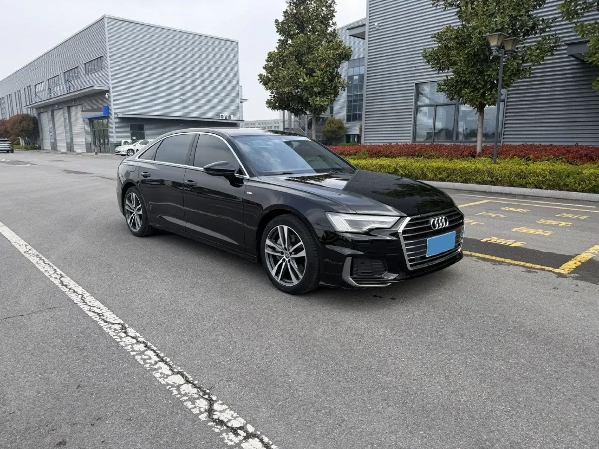 2021 Audi A6L 2.0T 190HP L4 7DCT,autocango,china used car exporter,china ev exporter,chinese used car exporter,chinese used ev exporter