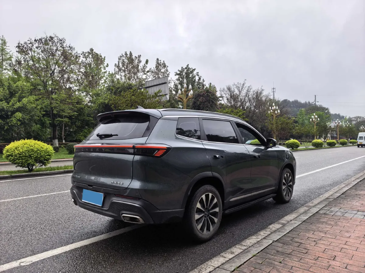 2025 Chery Tiggo 8 Plus 1.6T 197HP L4 7DCT,autocango,china used car exporter,china ev exporter,chinese used car exporter,chinese used ev exporter