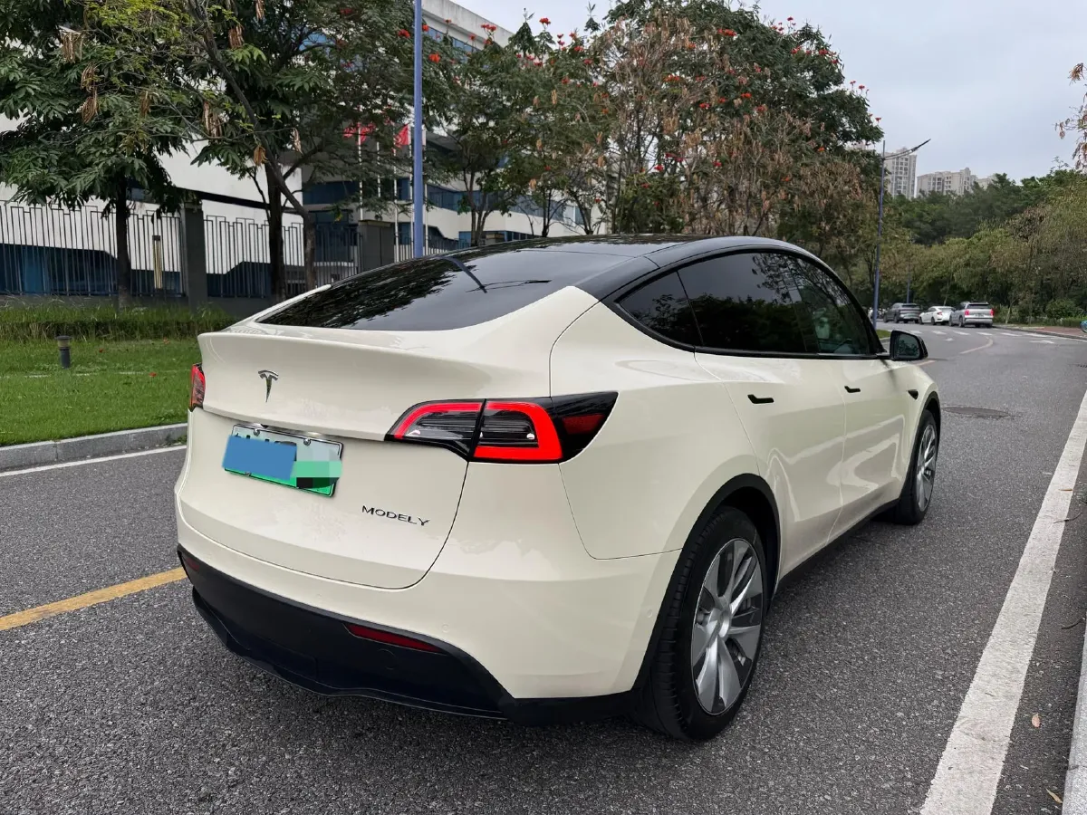 2022 Tesla Model Y BEV 60KWH,autocango,china used car exporter,china ev exporter,chinese used car exporter,chinese used ev exporter