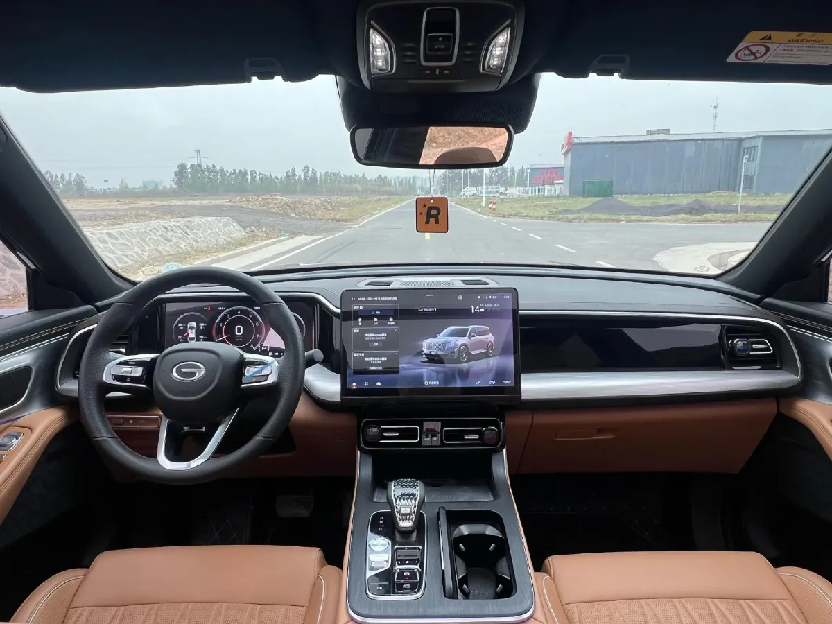 2025 GAC Trumpchi GS8 2.0T 252HP L4 8AT,autocango,china used car exporter,china ev exporter,chinese used car exporter,chinese used ev exporter