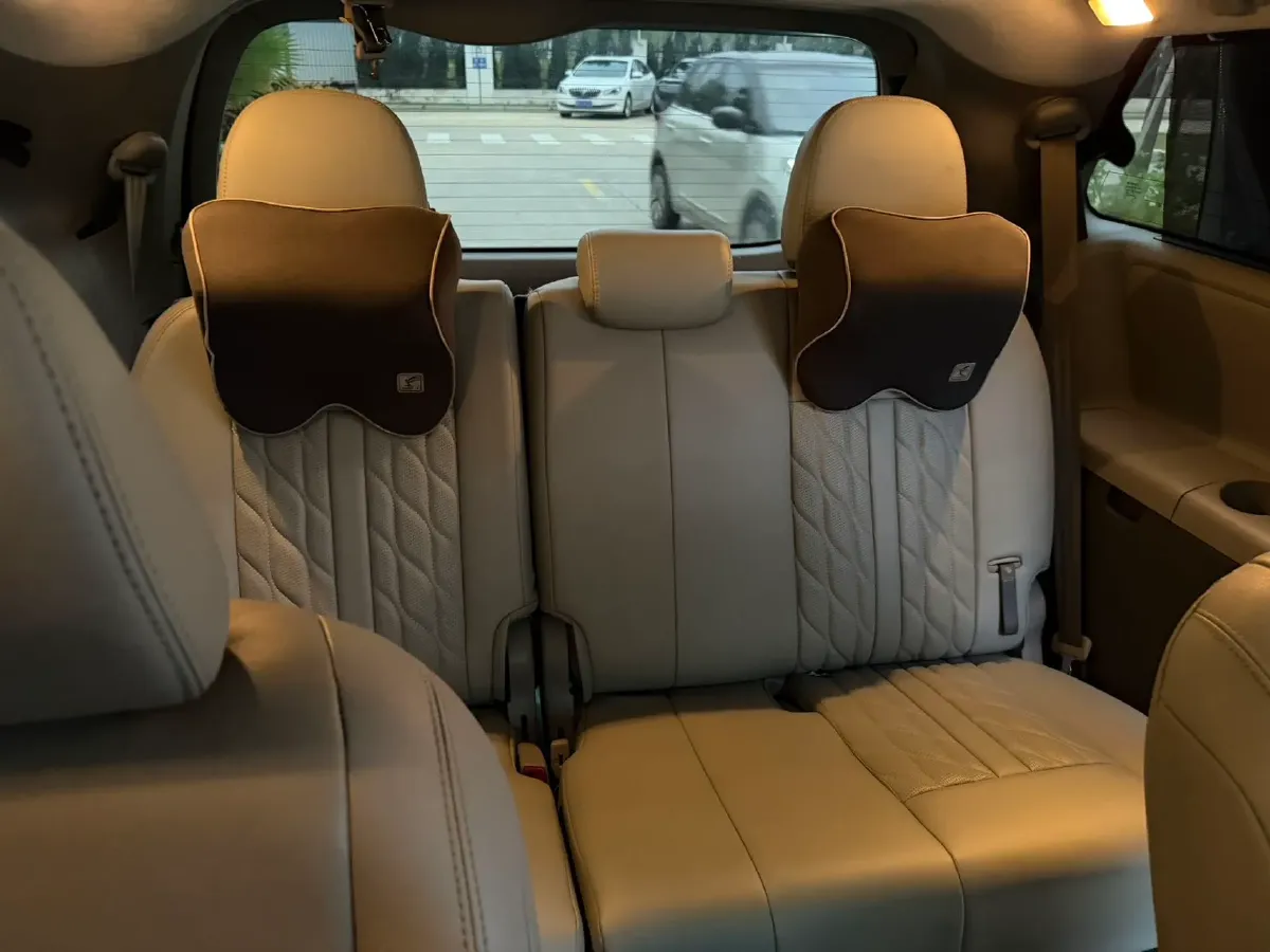 2019 Toyota Avalon 2.0L 178HP L4 CVT,autocango,china used car exporter,china ev exporter,chinese used car exporter,chinese used ev exporter