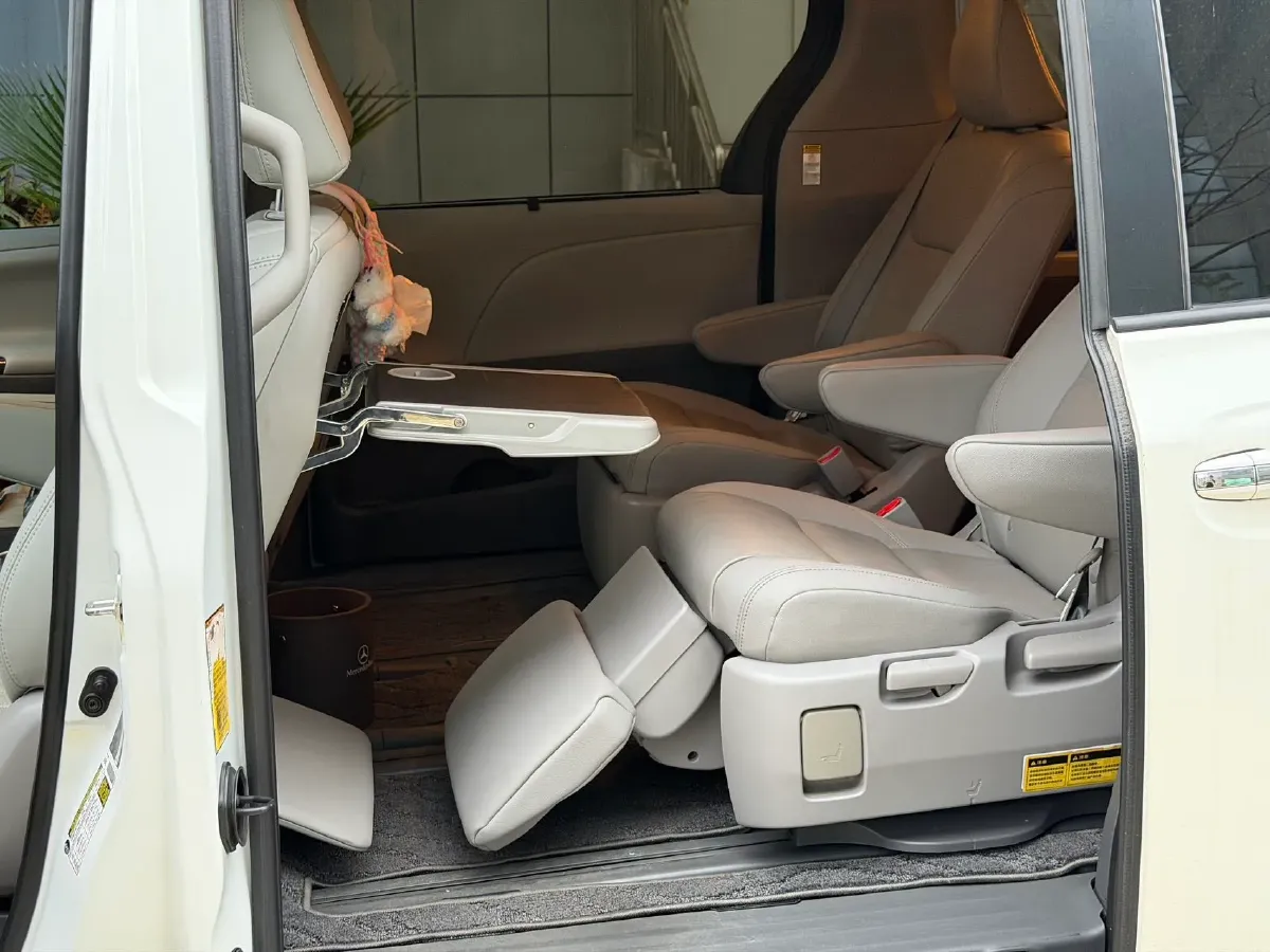 2019 Toyota Avalon 2.0L 178HP L4 CVT,autocango,china used car exporter,china ev exporter,chinese used car exporter,chinese used ev exporter