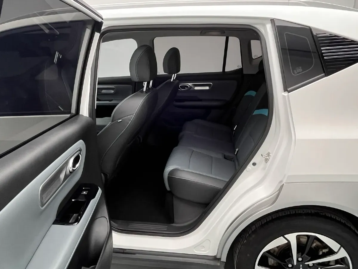 2024 Aion Y BEV 68.2KWH,autocango,china used car exporter,china ev exporter,chinese used car exporter,chinese used ev exporter