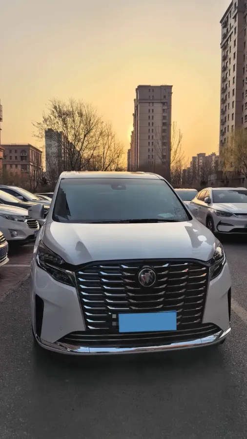 2023 Buick GL8 2.0T 237HP L4 9AT,autocango,china used car exporter,china ev exporter,chinese used car exporter,chinese used ev exporter