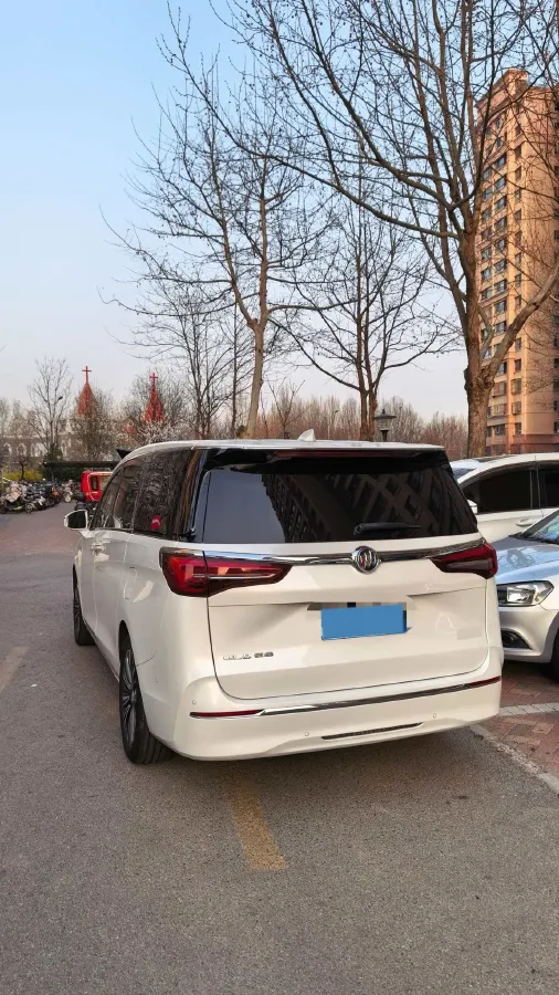 2023 Buick GL8 2.0T 237HP L4 9AT,autocango,china used car exporter,china ev exporter,chinese used car exporter,chinese used ev exporter