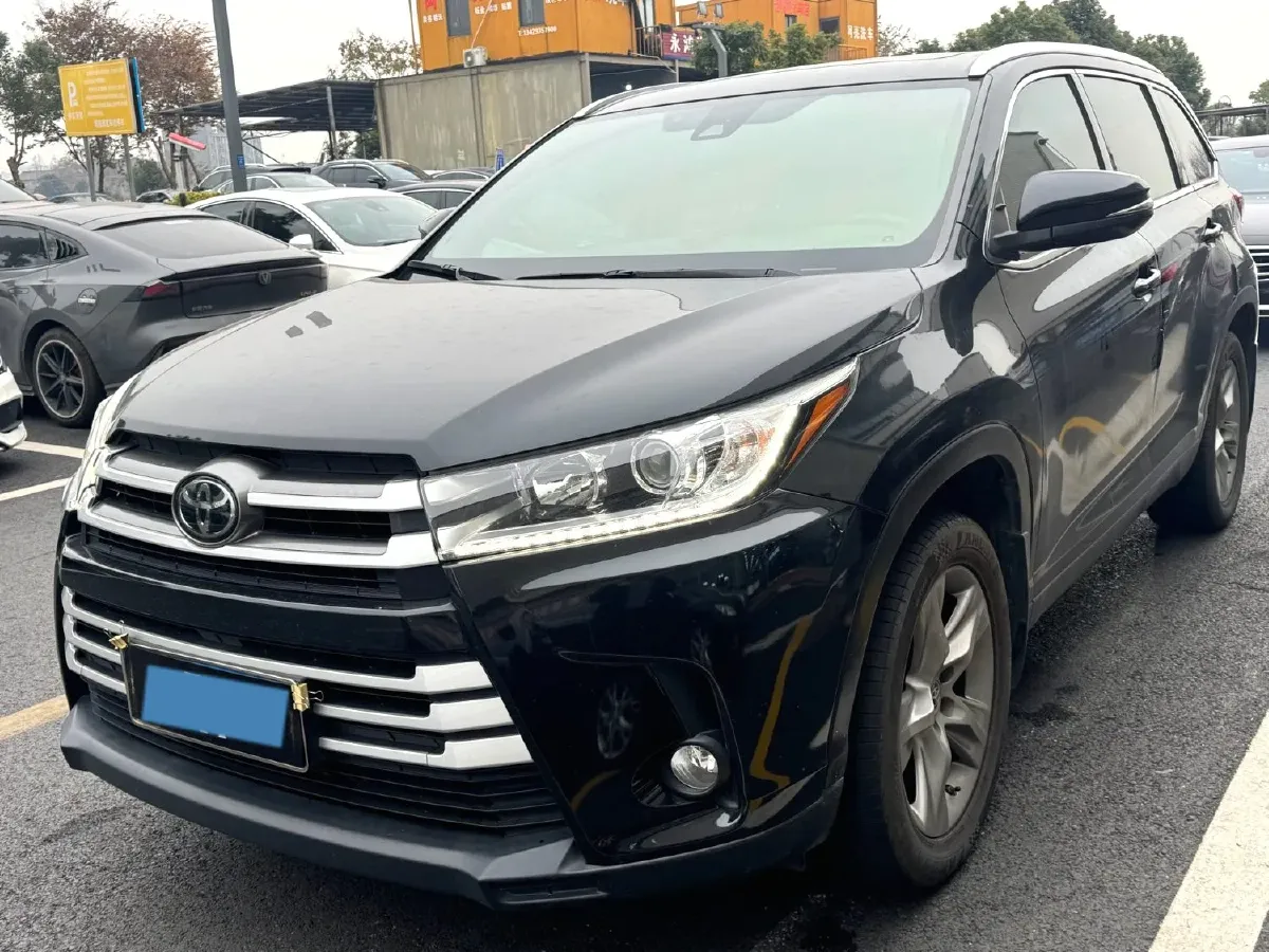 2018 Toyota Highlander 2.0T 220HP L4 6AT,autocango,china used car exporter,china ev exporter,chinese used car exporter,chinese used ev exporter