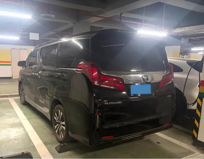 2018 Toyota Alphard 3.5L 301HP V6 8AT,autocango,china used car exporter,china ev exporter,chinese used car exporter,chinese used ev exporter