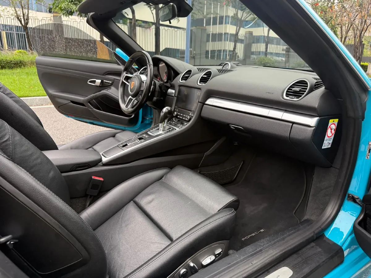 2016 Porsche 718 2.0T 250HP H4 7DCT,autocango,china used car exporter,china ev exporter,chinese used car exporter,chinese used ev exporter