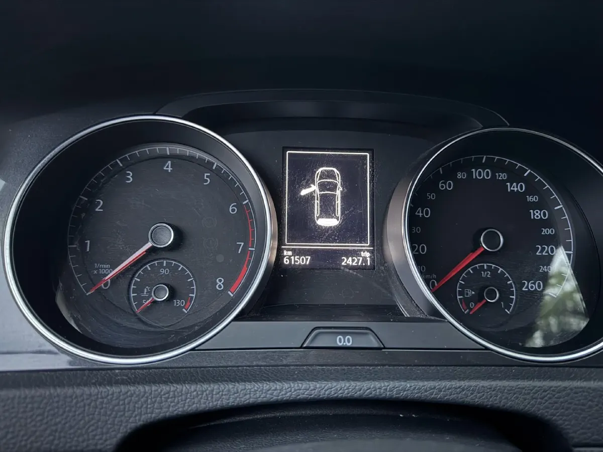 2018 Volkswagen Golf 1.6L 110HP L4 6AT,autocango,china used car exporter,china ev exporter,chinese used car exporter,chinese used ev exporter