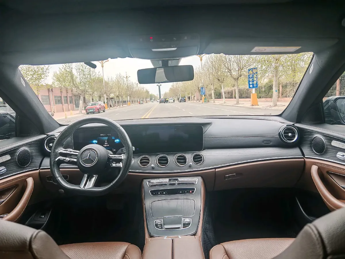 2023 Mercedes-Benz E Class 2.0T 258HP L4 9AT,autocango,china used car exporter,china ev exporter,chinese used car exporter,chinese used ev exporter