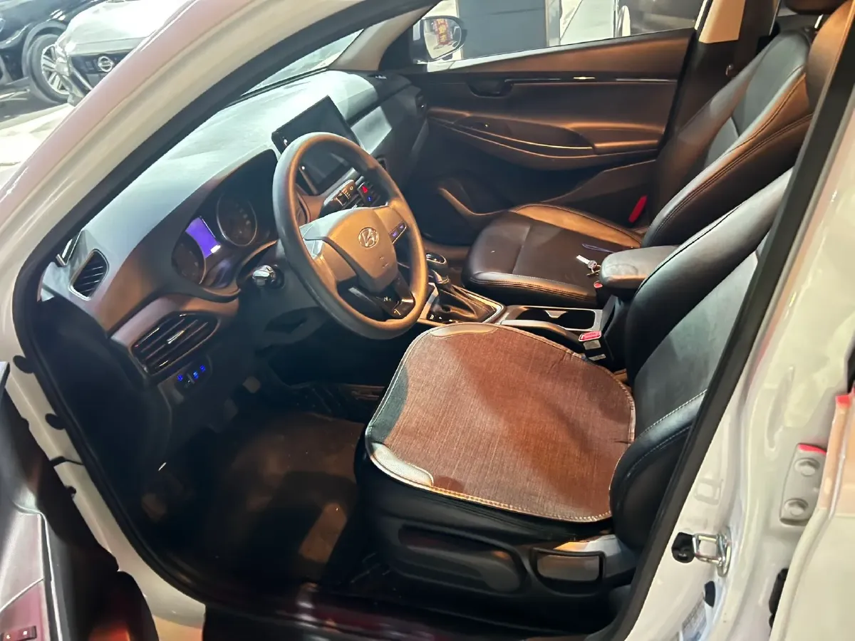 2020 Hyundai Celesta 1.6L 123HP L4 6AT,autocango,china used car exporter,china ev exporter,chinese used car exporter,chinese used ev exporter