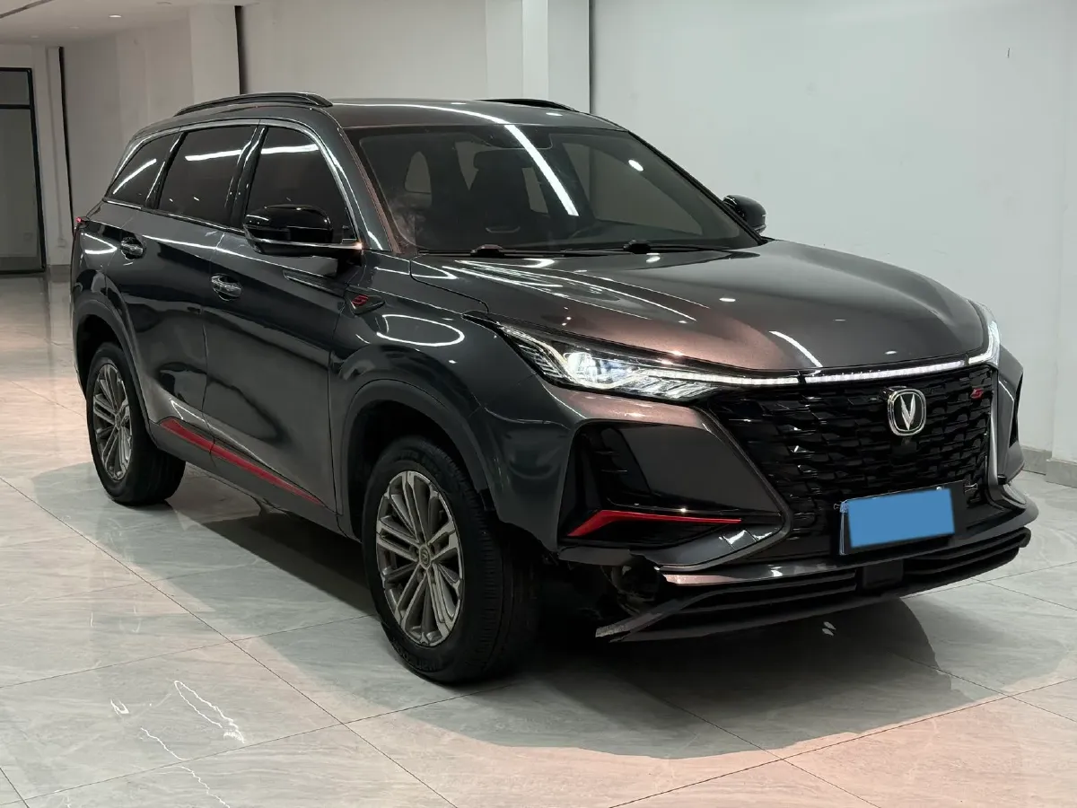 2022 ChangAn CS75 Plus 1.5T 178HP L4 6AT,autocango,china used car exporter,china ev exporter,chinese used car exporter,chinese used ev exporter