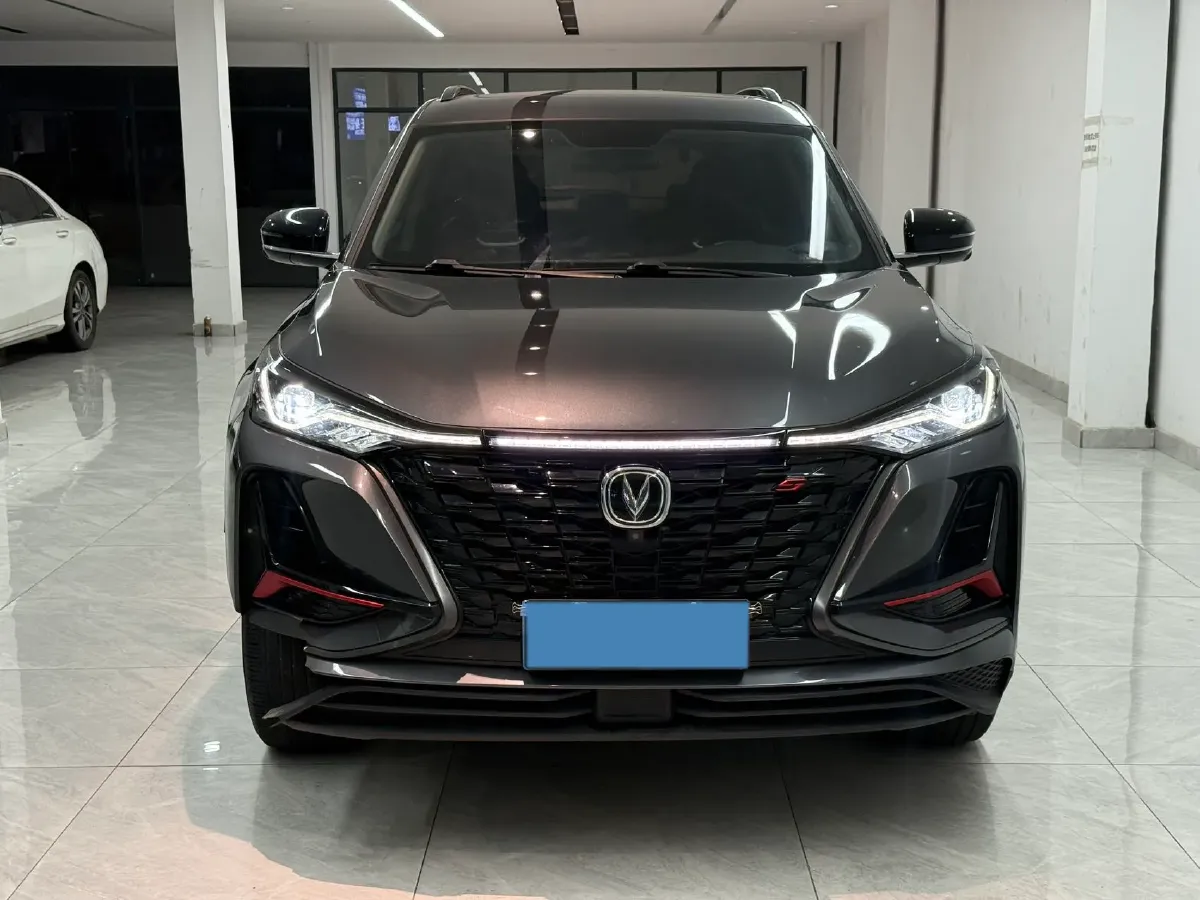 2022 ChangAn CS75 Plus 1.5T 178HP L4 6AT,autocango,china used car exporter,china ev exporter,chinese used car exporter,chinese used ev exporter