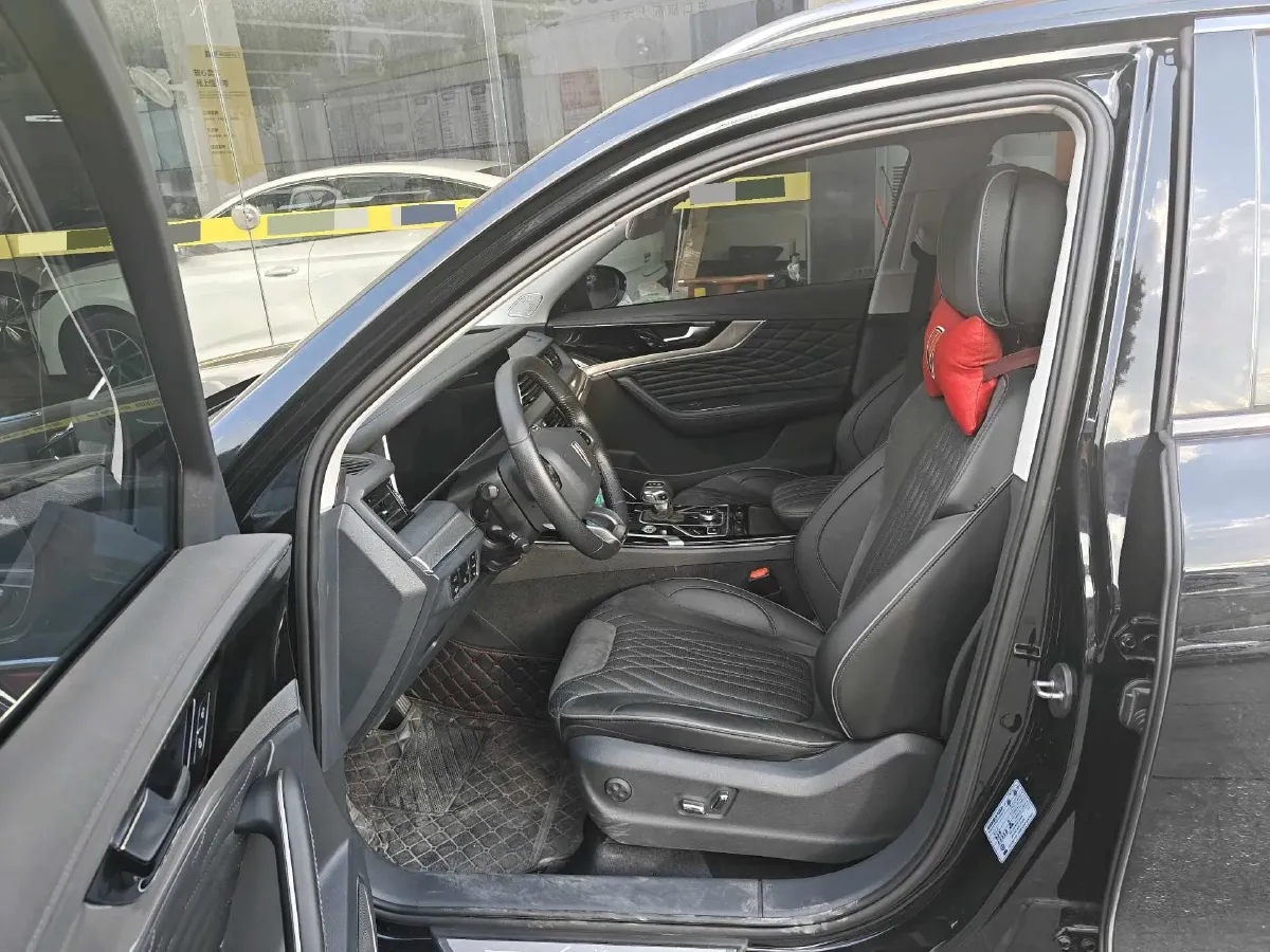 2022 HongQi HS5 2.0T 224HP L4 6AT,autocango,china used car exporter,china ev exporter,chinese used car exporter,chinese used ev exporter