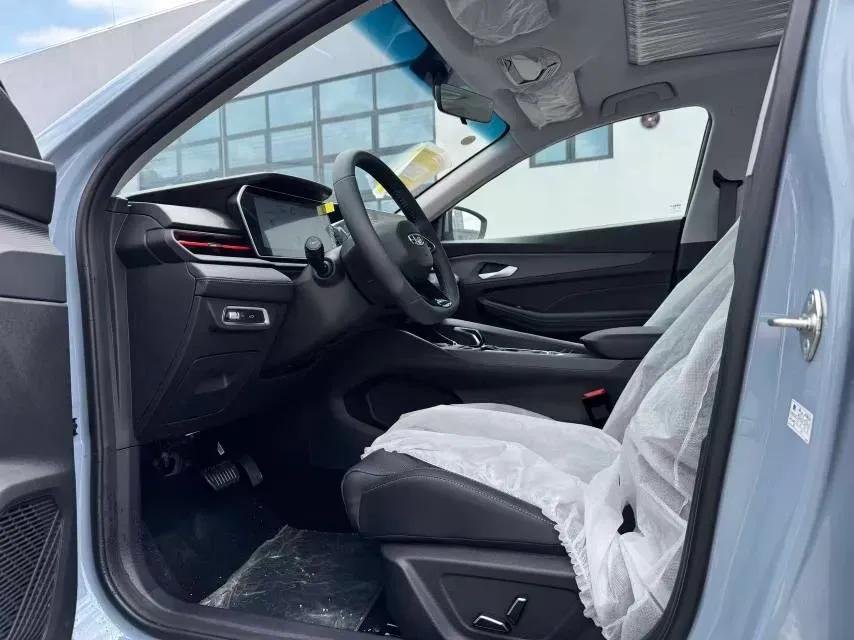 2024 Geely Binray 1.5T 181HP L4 7DCT,autocango,china used car exporter,china ev exporter,chinese used car exporter,chinese used ev exporter