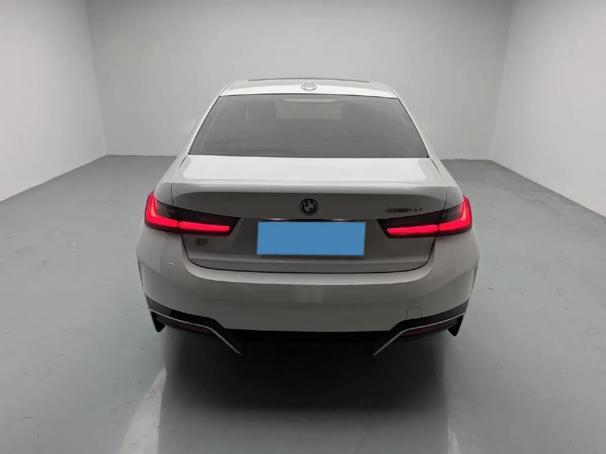 2024 BMW i3 BEV 70KWH,autocango,china used car exporter,china ev exporter,chinese used car exporter,chinese used ev exporter