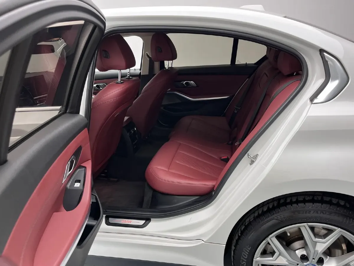 2024 BMW i3 BEV 70KWH,autocango,china used car exporter,china ev exporter,chinese used car exporter,chinese used ev exporter