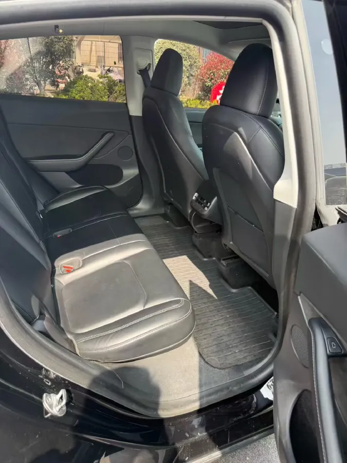 2022 Tesla Model Y BEV 60KWH,autocango,china used car exporter,china ev exporter,chinese used car exporter,chinese used ev exporter