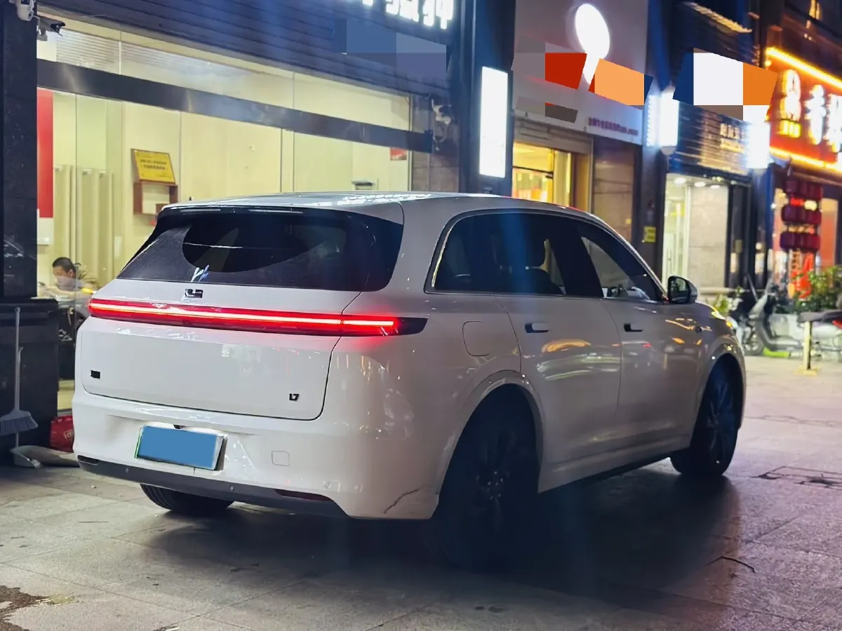 2023 Li L7 Range Extended 154HP REEV 40.9KWH,autocango,china used car exporter,china ev exporter,chinese used car exporter,chinese used ev exporter