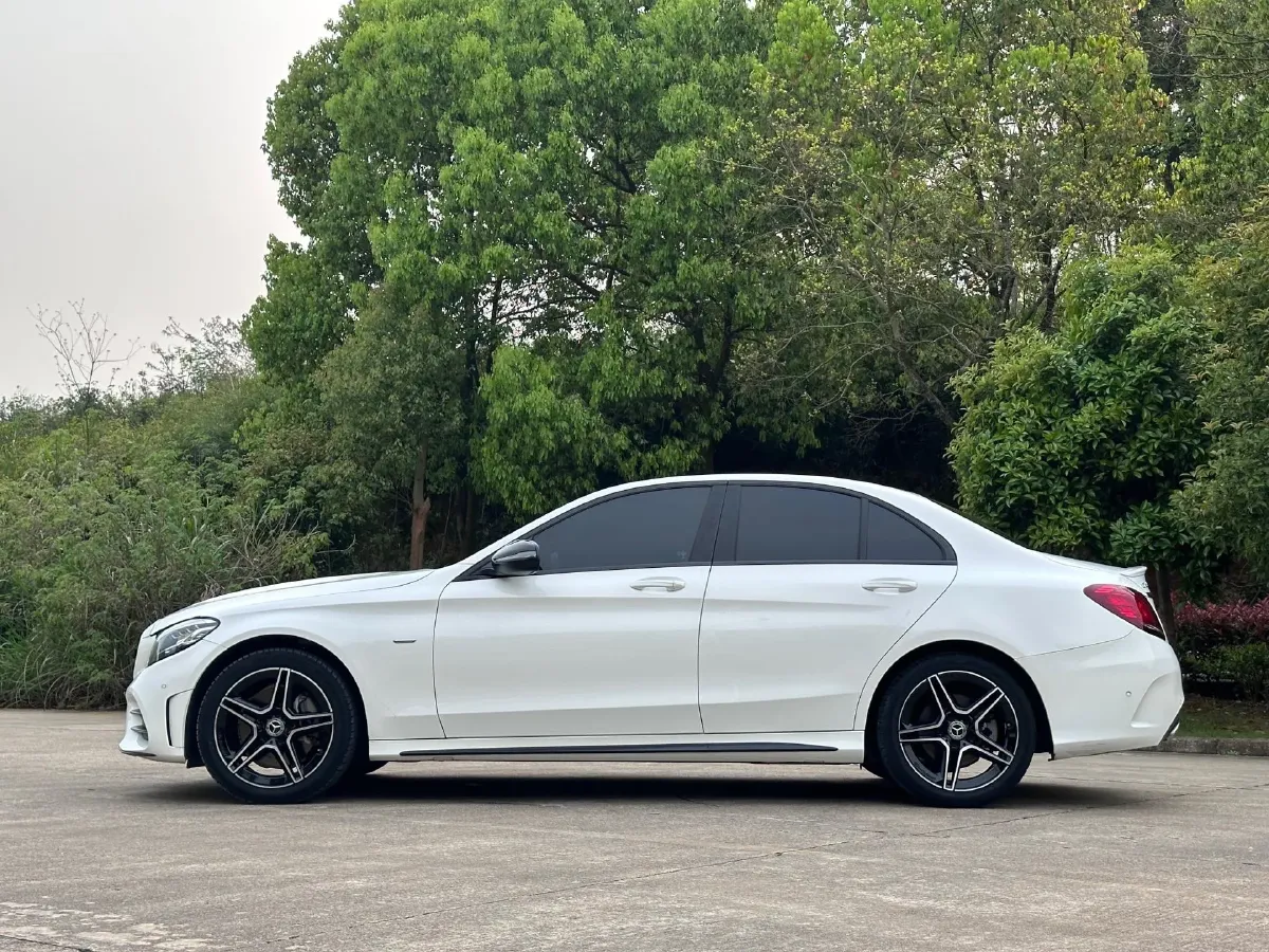 2021 Mercedes-Benz C Class 1.5T 184HP L4 9AT,autocango,china used car exporter,china ev exporter,chinese used car exporter,chinese used ev exporter